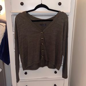 Cute A&F green long sleeve top with buttons